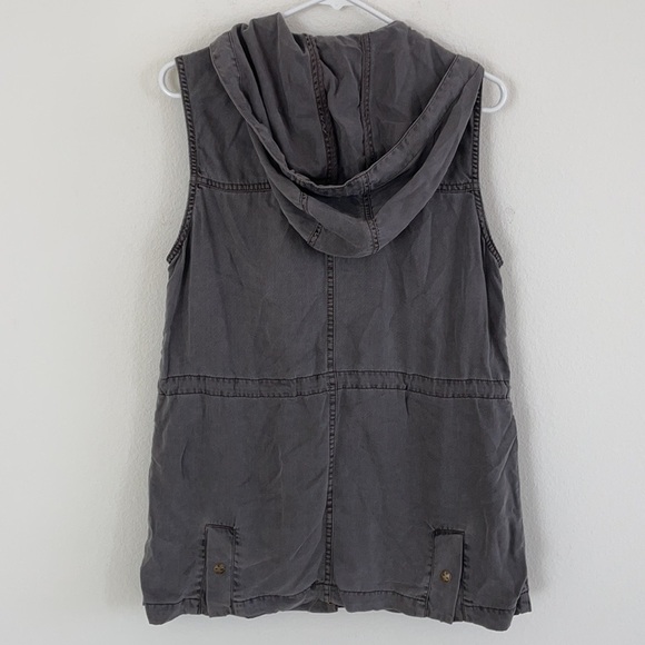 NWT Max Jeans Sleeveless Hooded Grey Utility Vest - Picture 3 of 10